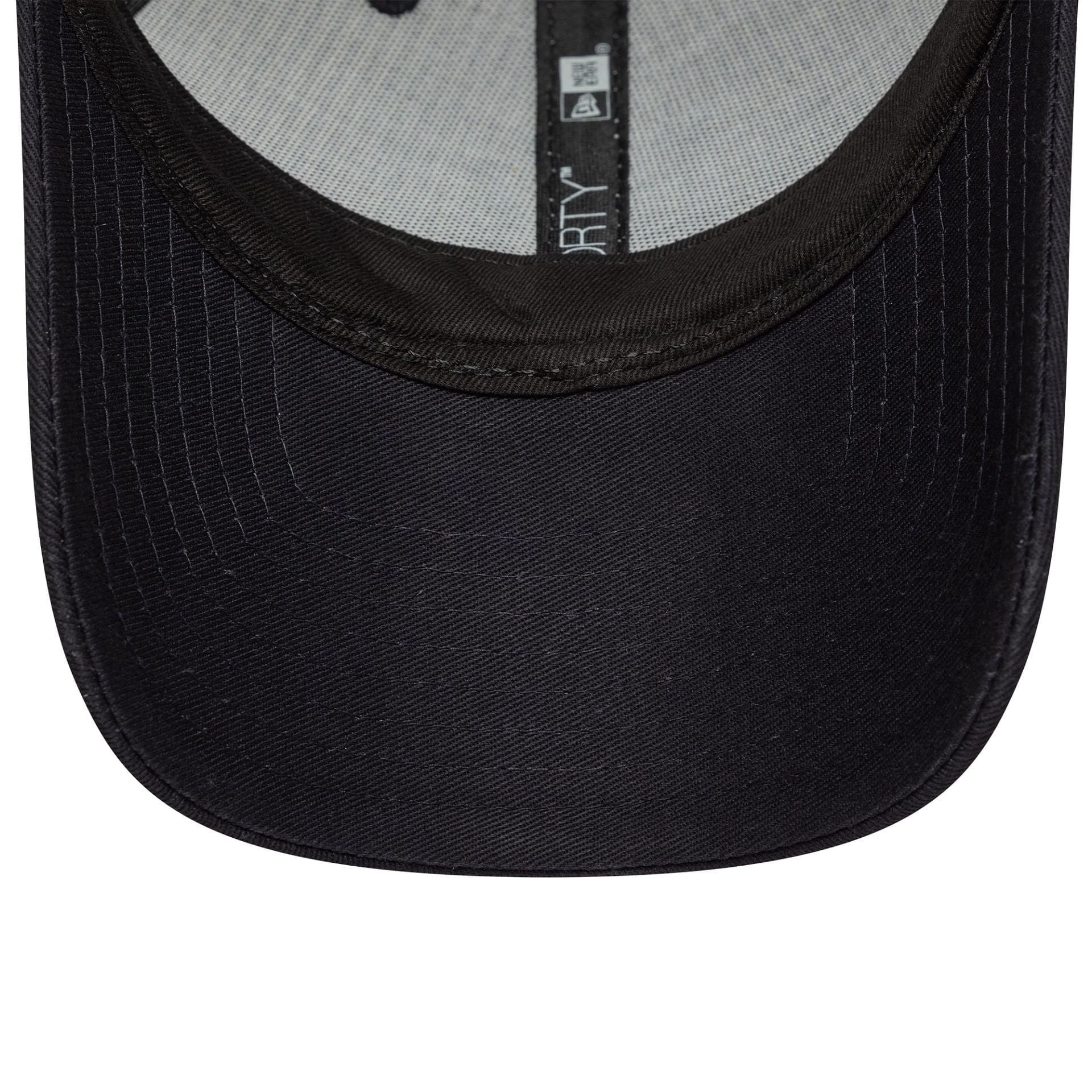 Pinstripe 9FORTY Cap